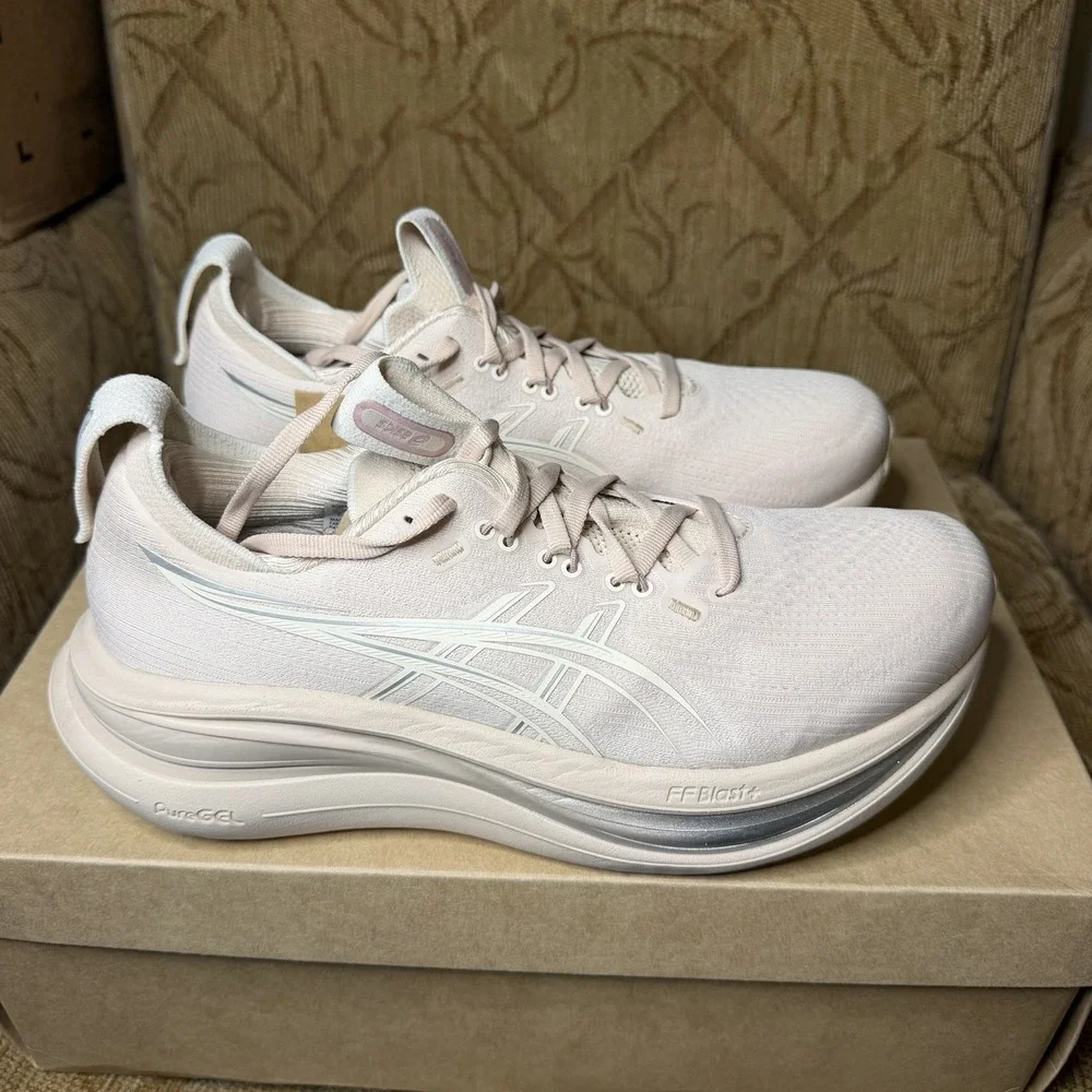 ASICS Gel-Nimbus 28 Mineral Beige Cream 1012B899-250 Women's 9 Running Shoes